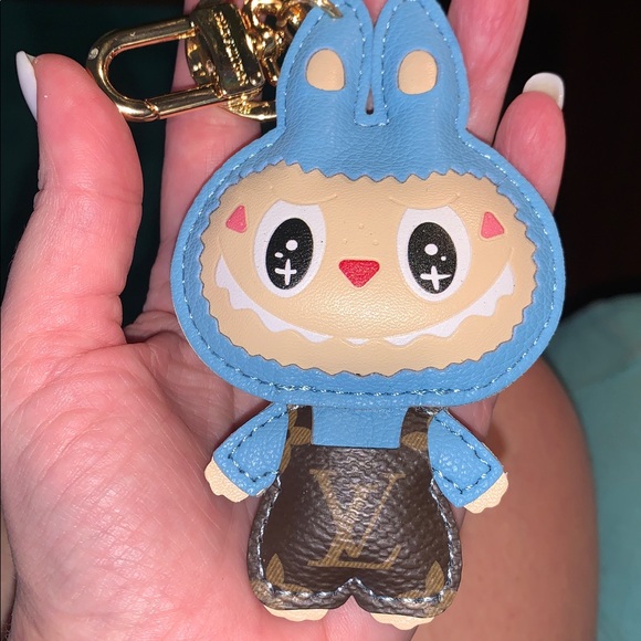 Upcycled labubu leather purse/bag charm keychain - Picture 5 of 6